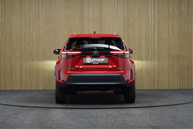 Toyota YARIS Cross 1.5 Hybrid 130 Dynamic + Comfort Pack | MY2026 | Adaptive-cruise | Camera | Clima | Apple Carplay & Android Auto | Navigatie | Keyless | Parkeerhulp | Stoel & Stuurverwarming | Dodehoekdetectie