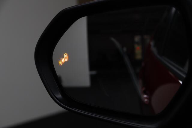 Toyota YARIS Cross 1.5 Hybrid 130 Dynamic + Comfort Pack | MY2026 | Adaptive-cruise | Camera | Clima | Apple Carplay & Android Auto | Navigatie | Keyless | Parkeerhulp | Stoel & Stuurverwarming | Dodehoekdetectie