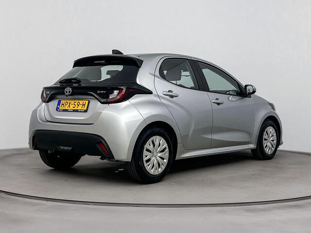 Toyota YARIS 1.5 Hybrid 115 Comfort | Achteruitrij camera | Apple Carplay/Android Auto | Adaptive cruise | DAB radio |