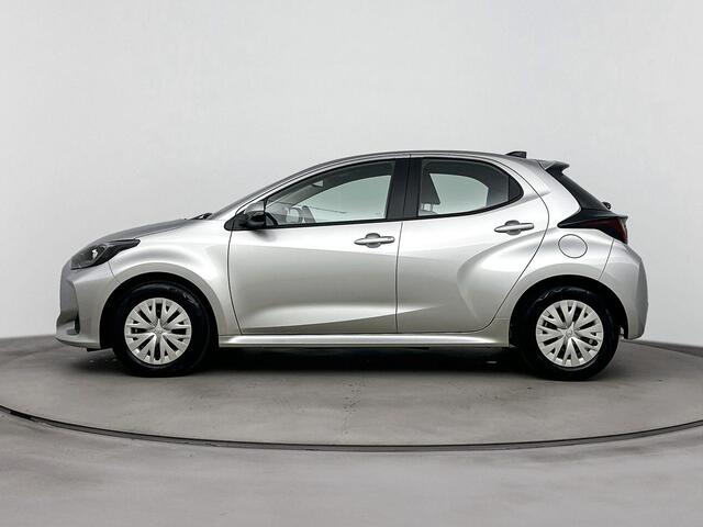 Toyota YARIS 1.5 Hybrid 115 Comfort | Achteruitrij camera | Apple Carplay/Android Auto | Adaptive cruise | DAB radio |