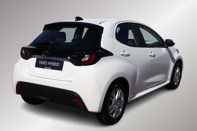 Toyota YARIS 1.5 Hybrid 115 Active, Nieuw en direct leverbaar met ¤3.500,- voordeel!