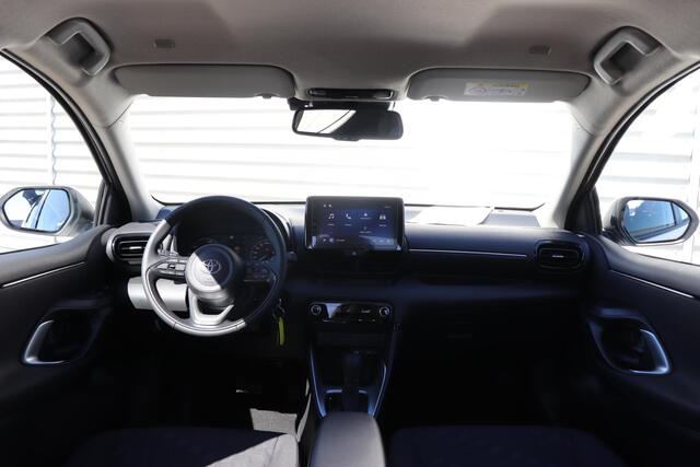Toyota YARIS 1.5 Hybrid 115 Active, Nieuw en direct leverbaar met ¤3.500,- voordeel!
