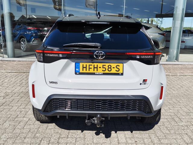 Toyota YARIS Cross 1.5 Hybrid 130 GR SPORT | Trekhaak | Pano | HUD | JBL | Navi