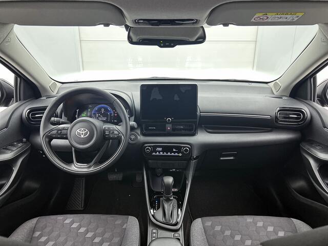 Toyota YARIS 1.5 Hybrid 115 Dynamic | Voorraad auto snel rijden |