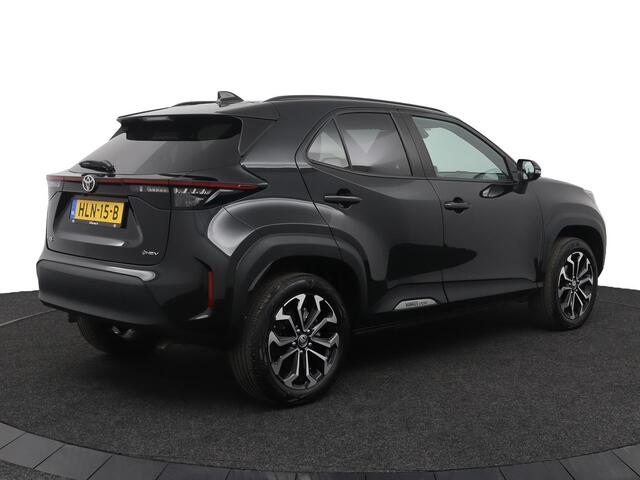 Toyota YARIS Cross 1.5 Hybrid 115 First Edition | Comfort Pack | Stoel en stuurverwarming | Parkeersensoren |