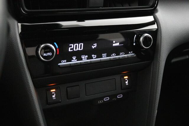 Toyota YARIS Cross 1.5 Hybrid 115 First Edition | Comfort Pack | Stoel en stuurverwarming | Parkeersensoren |