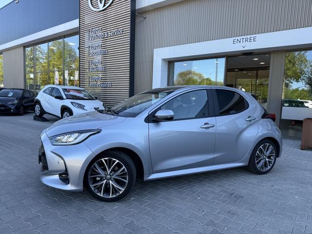 Toyota YARIS 1.5 Hyb. 130 Executive | Panoramadak | Trekhaak | JBL | Blindspo