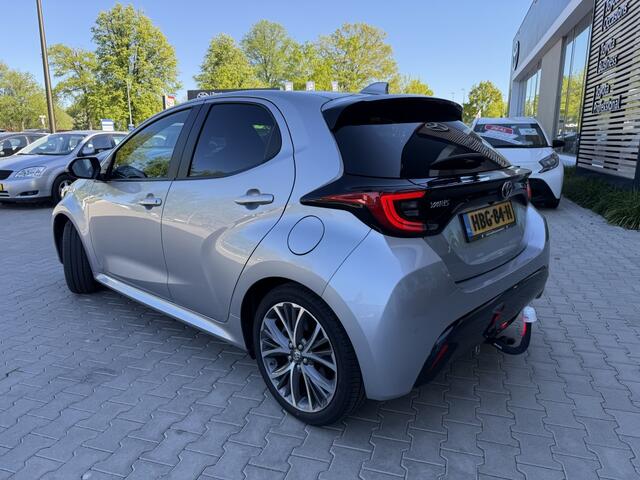 Toyota YARIS 1.5 Hyb. 130 Executive | Panoramadak | Trekhaak | JBL | Blindspo