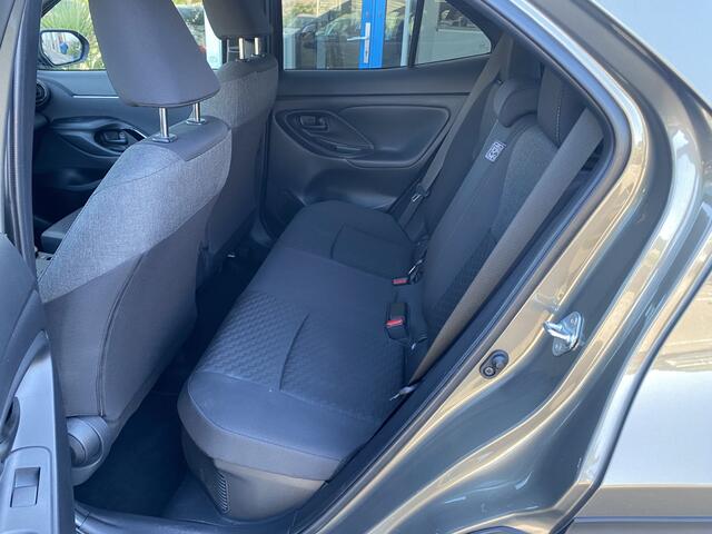 Toyota YARIS Cross 1.5 Hybrid 115 First Edition Trekhaak 18 Inch