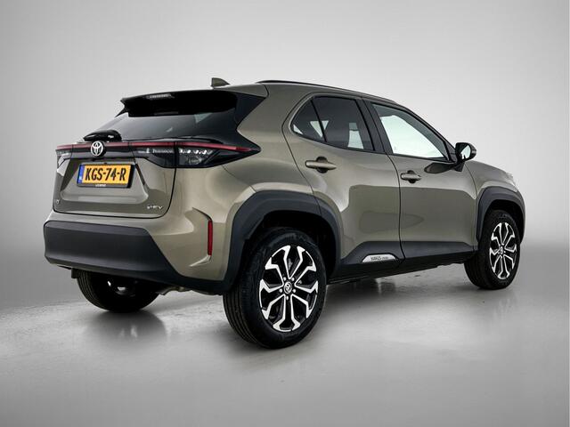 Toyota YARIS Cross 1.5 Hybrid 115 Dynamic ACC | Carplay | 17"LMV | Stoel en stuurverwarming | Verwarmde voorruit |
