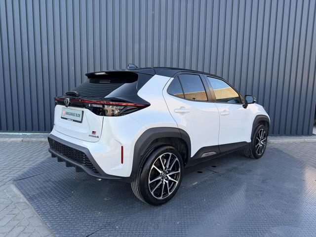 Toyota YARIS Cross 1.5 Hybrid GR Sport / Bi tone | 360 camera | JBL | Head-up | Rijklaar!!!