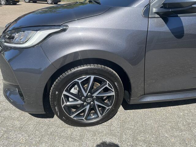 Toyota YARIS 1.5 Hybrid TeamD | Cruise | Navi | Camera | Winter-pakket