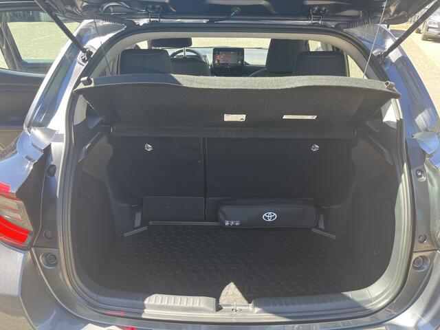 Toyota YARIS 1.5 Hybrid TeamD | Cruise | Navi | Camera | Winter-pakket