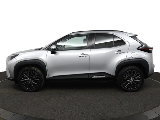 Toyota YARIS Cross 1.5 Hybrid Adventure | Trekhaak | Head Up Display | JBL Audio | Stoel en Stuurverwarming |