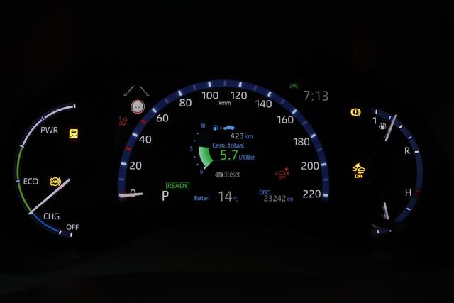 Toyota YARIS Cross 1.5 Hybrid Adventure | Trekhaak | Head Up Display | JBL Audio | Stoel en Stuurverwarming |