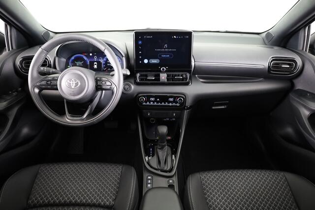 Toyota YARIS 1.5 Hybrid 130 Executive *NIEUW* | Direct leverbaar! | Metaallak | MY2025