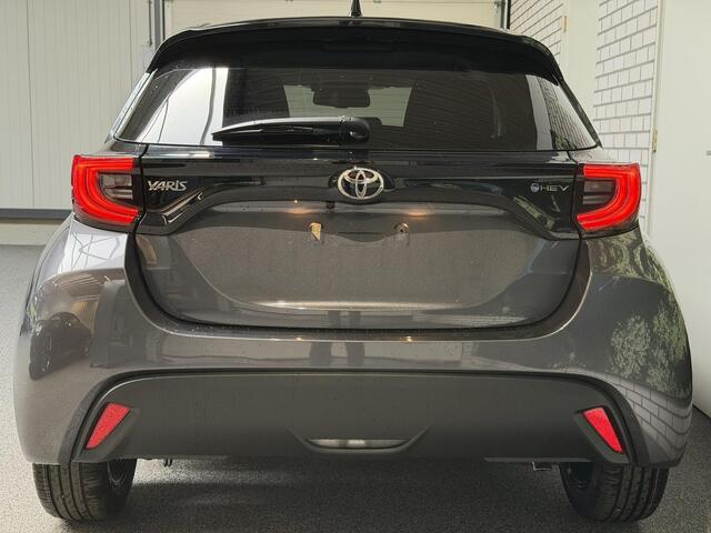 Toyota YARIS 1.5 Hybrid 115 Dynamic Uit voorraad leverbaar! Hoge korting!