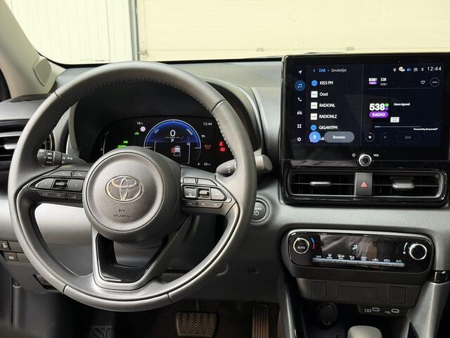 Toyota YARIS 1.5 Hybrid 115 Dynamic Uit voorraad leverbaar! Hoge korting!