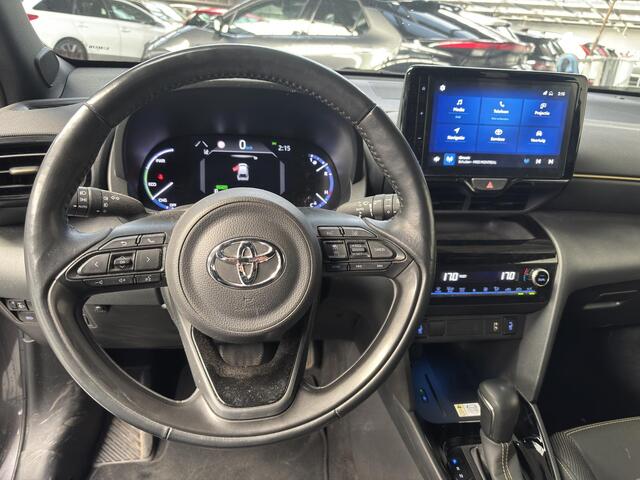 Toyota YARIS Cross 1.5 Hybrid Launch Edition Stuur/Stoel en voorruitverwarming, Parkeersensoren, trekhaak zeer luxe!