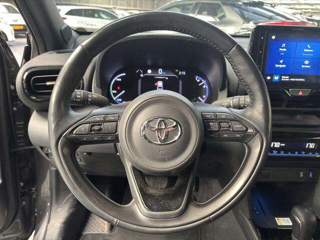 Toyota YARIS Cross 1.5 Hybrid Launch Edition Stuur/Stoel en voorruitverwarming, Parkeersensoren, trekhaak zeer luxe!