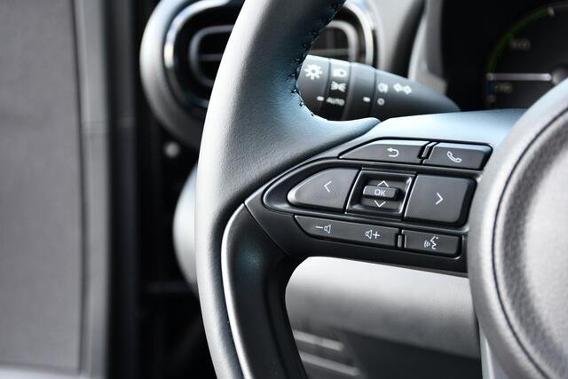 Toyota YARIS 1.5 Hybrid 115 Comfort Automaat 116pk | Nieuw | direct uit voorraad leverbaar! |
