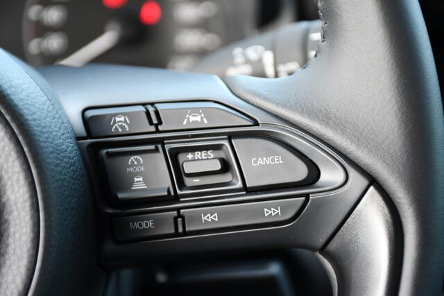 Toyota YARIS 1.5 Hybrid 115 Comfort Automaat 116pk | Nieuw | direct uit voorraad leverbaar! |