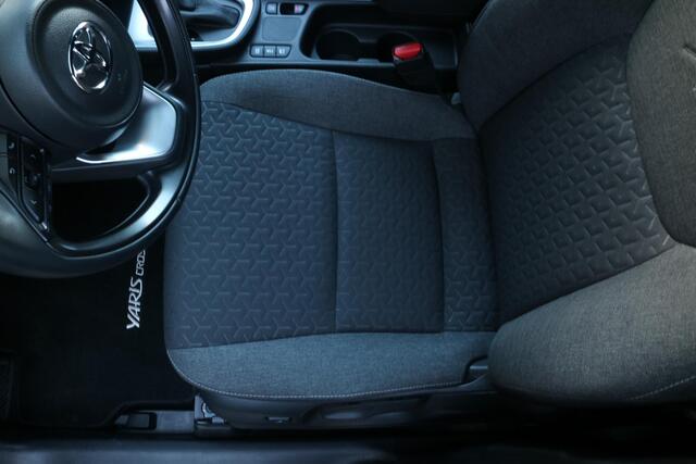 Toyota YARIS Cross 1.5 Hybrid Dynamic | Camera | Carplay |