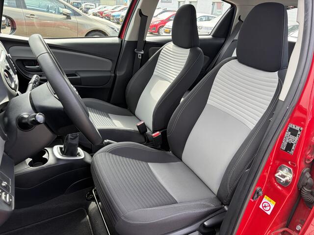 Toyota YARIS 1.5 VVT-i Aspiration NL Auto Clima Cruise Camera Bluetooth