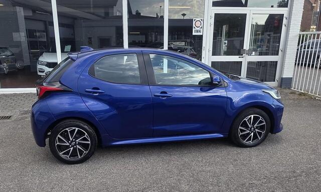 Toyota YARIS 1.5 VVT-i Dynamic Camera,Cruise,Airco,Keyles,RIJKLAARPRIJS!!