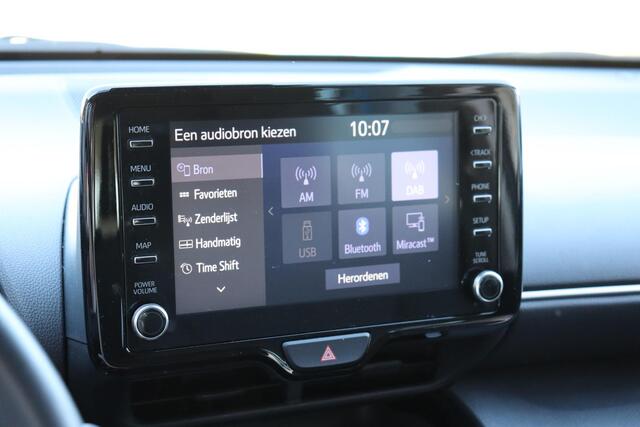 Toyota YARIS Cross 1.5 Hybrid Active, All Season banden