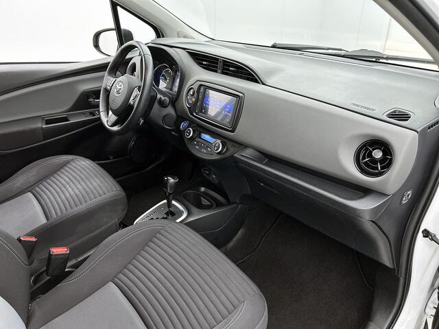 Toyota YARIS 1.5 Hybrid Dynamic | 1e Eigenaar | NIEUW GELEVERD & ONDERHOUDEN | Onderweg-naar-dealer
