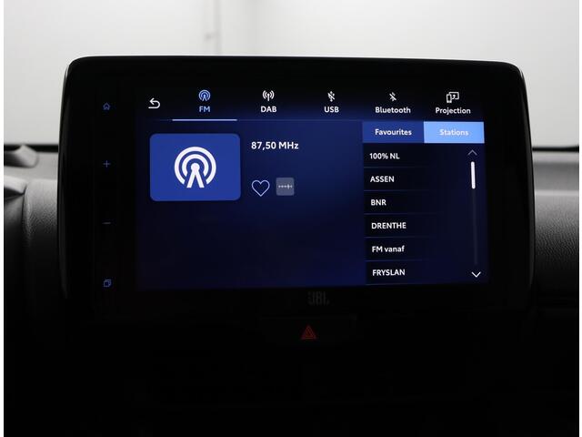 Toyota YARIS 1.5 Hybrid GR Sport | Apple Carplay/Android Auto | Panoramadak | JBL Audio | Stoel/Stuurverwarming |