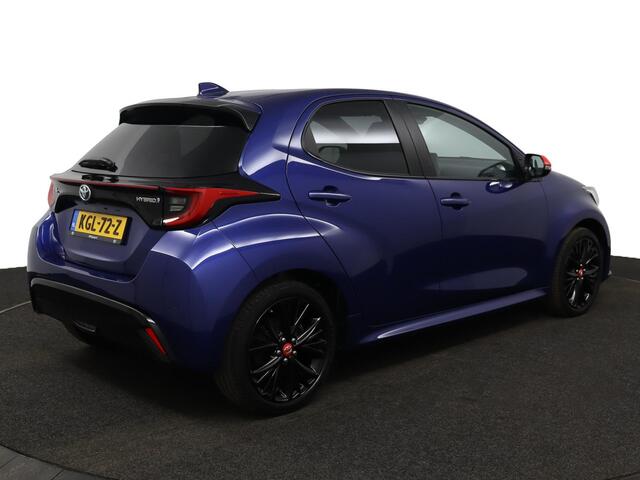 Toyota YARIS 1.5 Hybrid Tokyo Pop Out | Stoelverwarming | Dode Hoek Detectie | Draadloze Telefoonlader | Adaptieve Cruise Control | Camera |
