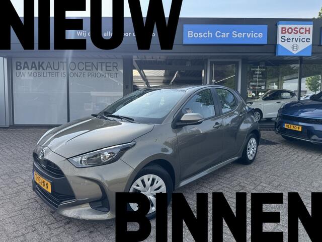 Toyota YARIS 1.5 Hyb. Active