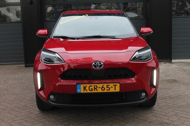 Toyota YARIS 1.5 HYBRID Team Duitsland smart winterpakket / elektrische achterklep