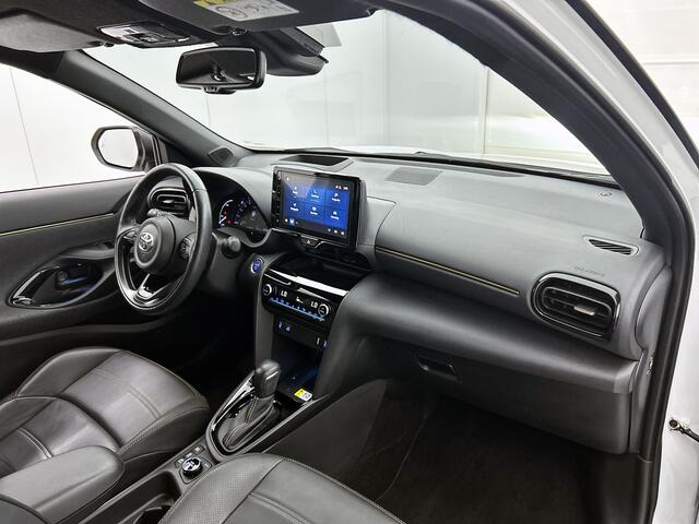 Toyota YARIS Cross 1.5 Hybrid Executive AWD | 4x4 | Premium uitgevoerd | Onderweg-naar-dealer