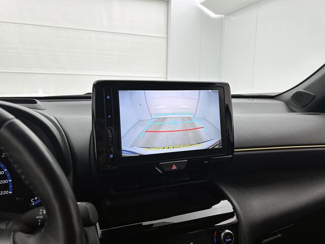 Toyota YARIS Cross 1.5 Hybrid Executive AWD | 4x4 | Premium uitgevoerd | Onderweg-naar-dealer