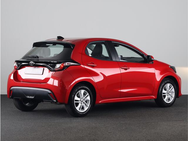 Toyota YARIS 1.5 Hybrid 115 Active *NIEUW* | Direct leverbaar! | Premium Metallic Lak | MY2025