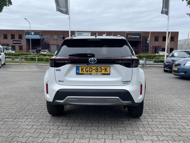 Toyota YARIS Cross 1.5 Hybrid Adventure AWD Panoramadak