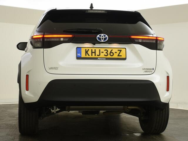 Toyota YARIS Cross 1.5 AWD Hybrid Executive | PDC | Halfleer | Blindspot |