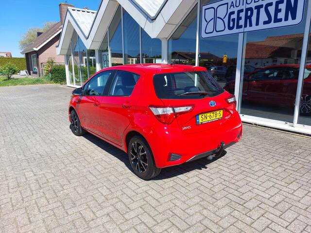 Toyota YARIS 1.5 Hybrid Premium