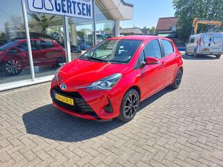 toyota-yaris-1.5-hybrid-premium