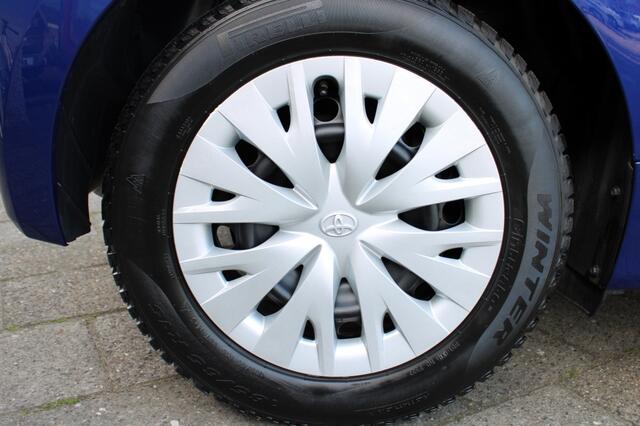 Toyota YARIS 1.5 Hyb. Active