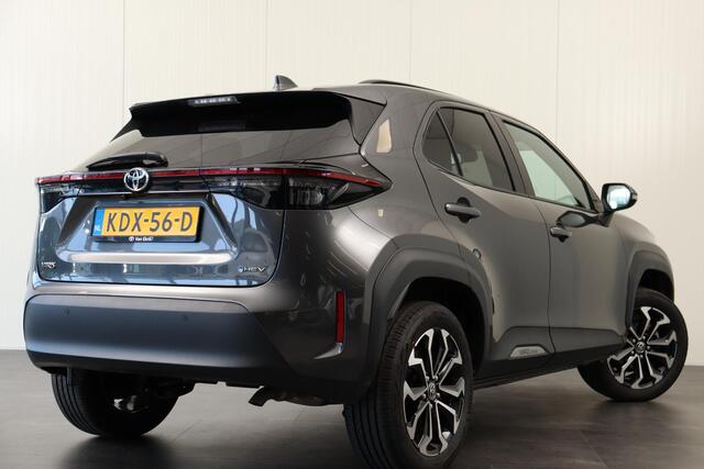 Toyota YARIS Cross 1.5 Hybrid 115 Dynamic Limited, Apple Carplay, Stoel, Stuurverwarming, Parkeersensoren,