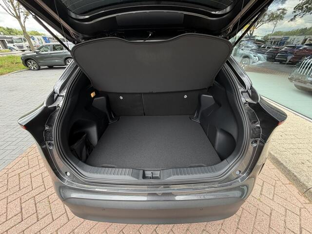 Toyota YARIS Cross 1.5 Hybrid 130 Dynamic | Dodehoekdetectie | Stuur- stoel en voorruitverwarming | Achteruitrijcamera met sensoren voor en achter | NIEUW!