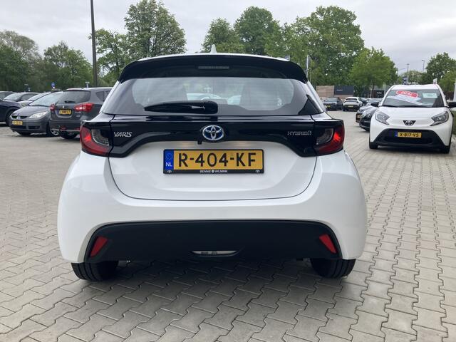 Toyota YARIS 1.5 Hybrid Active | Camera | Apple Carplay Android Auto (34000km