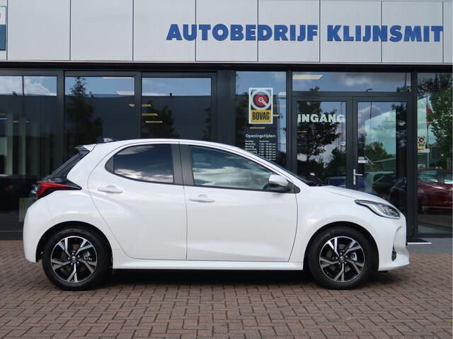 Toyota YARIS 1.5 Hybrid Dynamic | PDC | Camera | Stoel-Stuur Verwarm. | Blind-Spot |