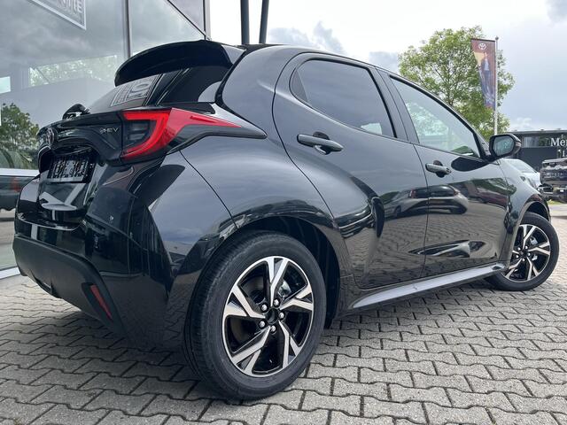 Toyota YARIS 1.5 Hybrid 115 Dynamic NIEUW VAN ¤ 32064,- VOOR ¤ 28500,-