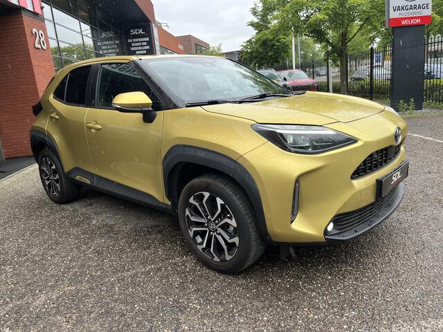 Toyota YARIS Cross 1.5 Hybrid First Edition // ADAPT. CRUISE // LED // KEYLESS // CAMERA // NAVI+CARPLAY //