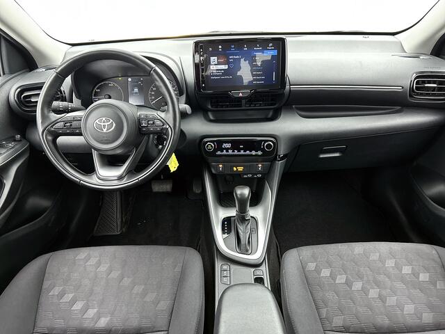 Toyota YARIS 1.5 Hybrid 115 Active + | BTW Voertuig | Parkeersensoren V+A | Stoelverwarming | Apple CarPlay/Android Auto | Camera | Adaptive Cruise Control Onderweg-naar-dealer